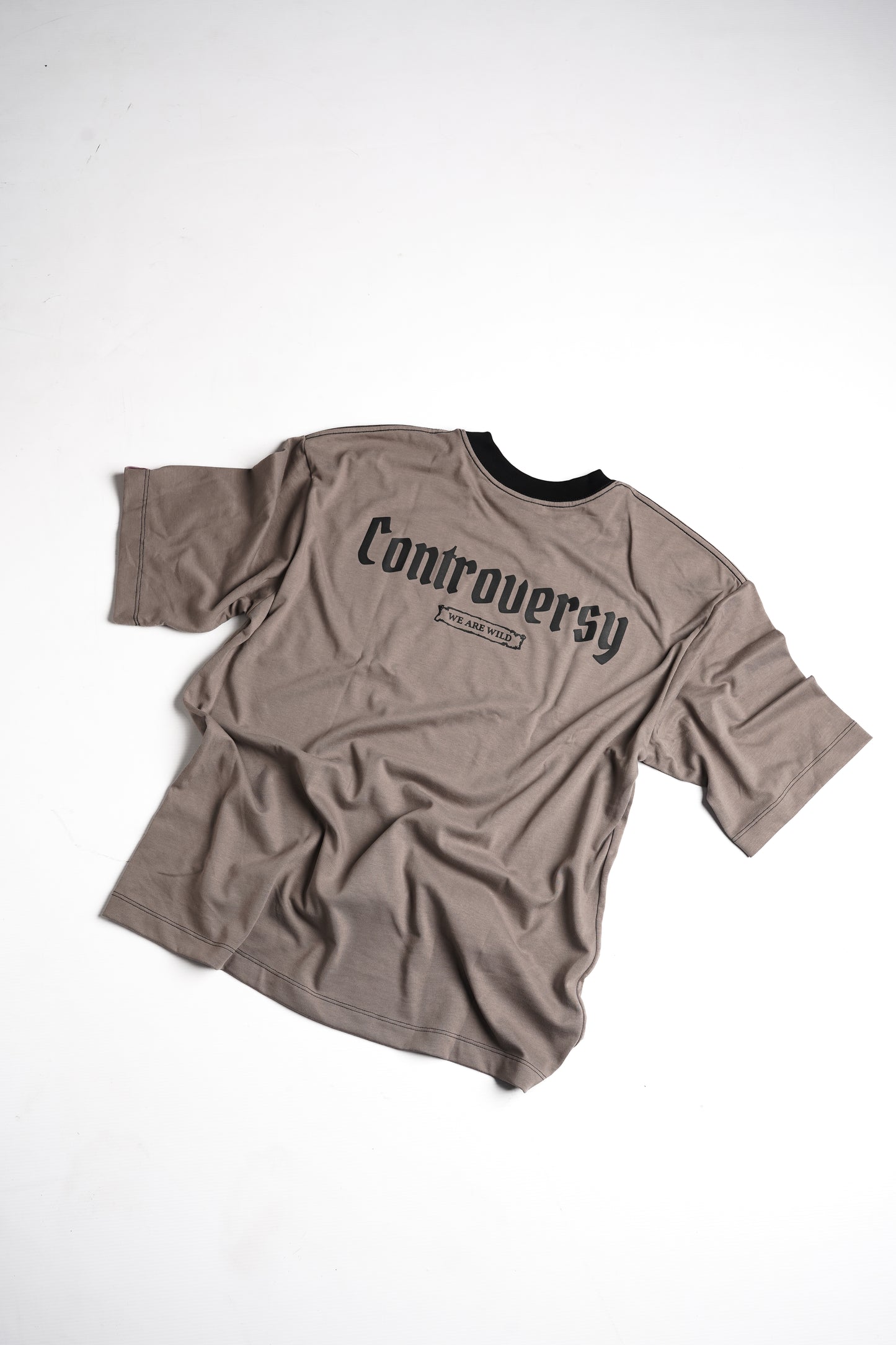Controversy Basic Grey